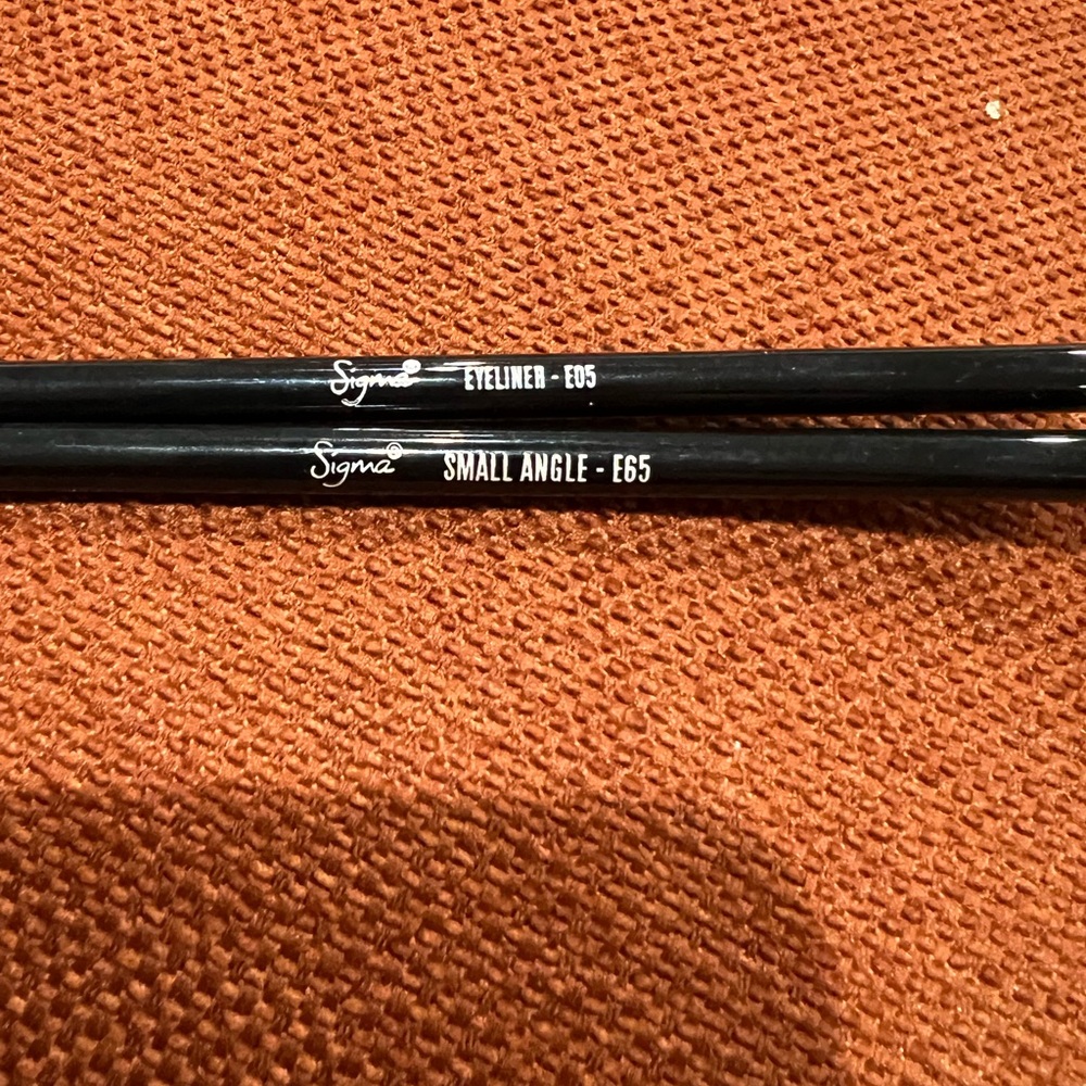 Sigma Eye brushes